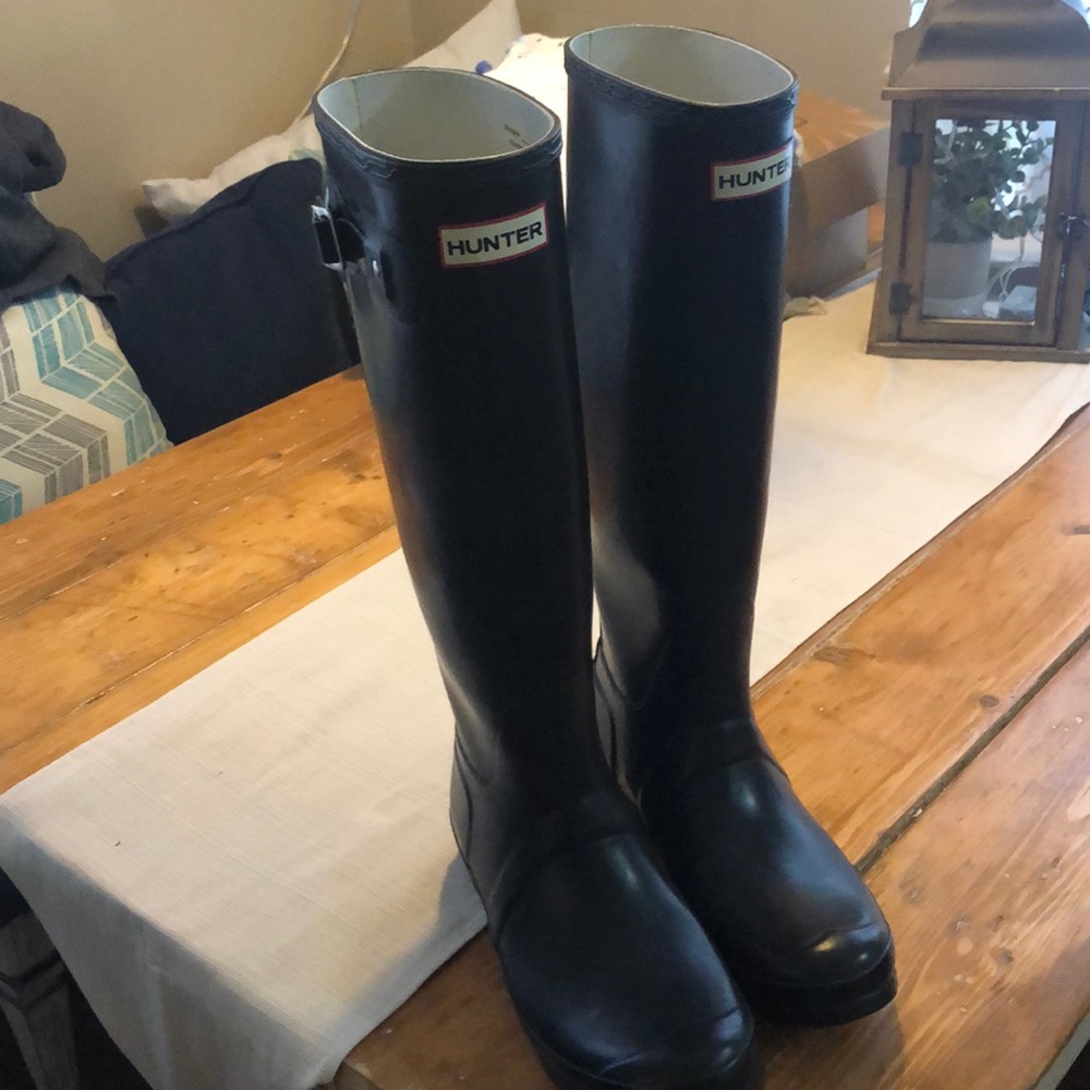 Hunter boots size 8